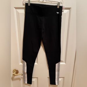 Victoria’s Secret Pink leggings
